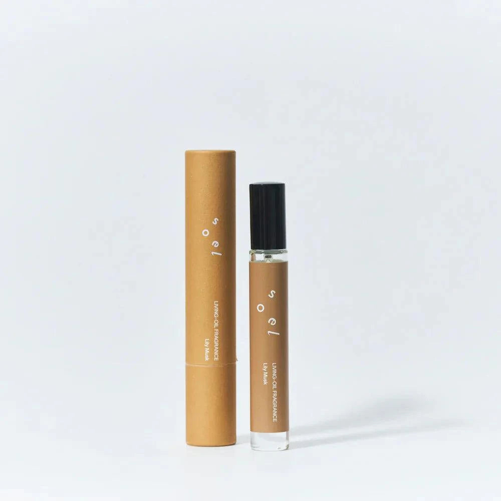 LIVING-OIL フレグランス Lily Musk with floral lily and musk scent in elegant bottle packaging
