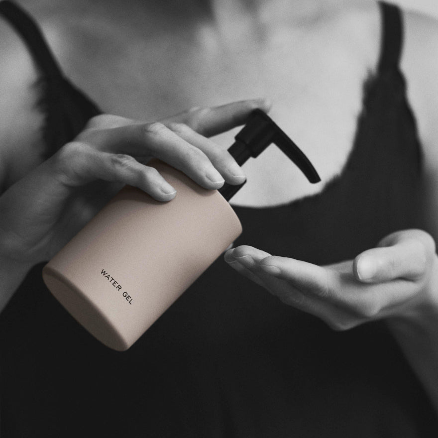 【MONOQU】 WATER GEL